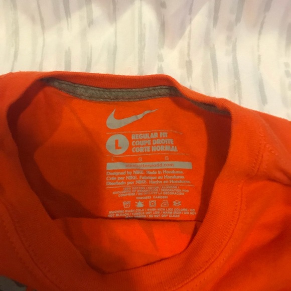 Nike long sleeve - Picture 2 of 2